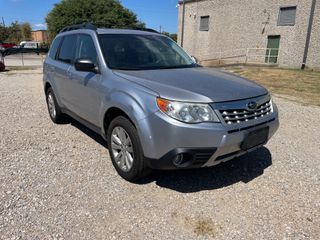 2013 Subaru Forester 2.5X Premium - Exterior Front Right Corner Image